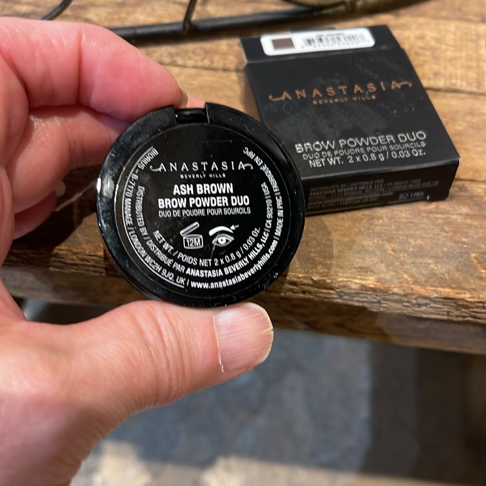 🆕 Anastasia Brow Powder - Picture 6 of 10